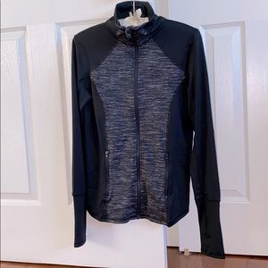💪🏽NWOT 90 Degree Zip Up